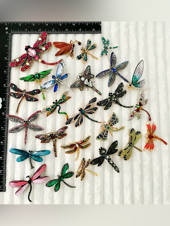 Jewelry - 25Pcs Assorted Dragonfly & Insect Brooch Pin Lot - Colorful Crystal Accents
